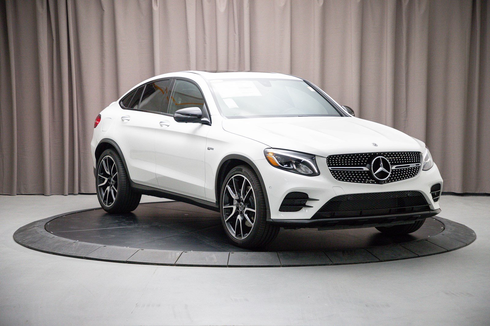 New 2019 Mercedes Benz Amg Glc 43 4matic Sport Utility